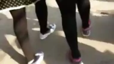 Indian Girl Tight Jeans video2porn2