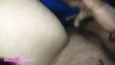Piyasi Jawaan Stepsister ki ungli FINGERING karke Tyar Kiya Chudai Ke Liye Indian Desi stepsister xxx video
