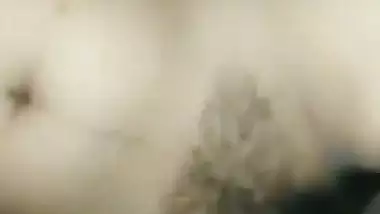 Stepsister sucking big dick of brother in incest sex clip