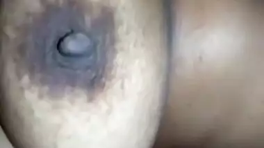 Indian guy sets camera on and touches sex boobs of XXX female in bed